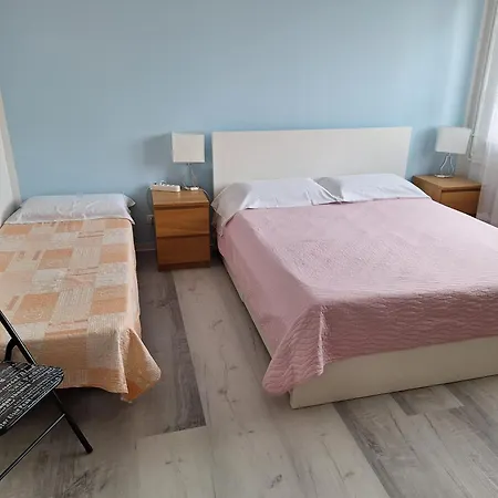 Giada בית הארחה פסקיארה דל גארדה