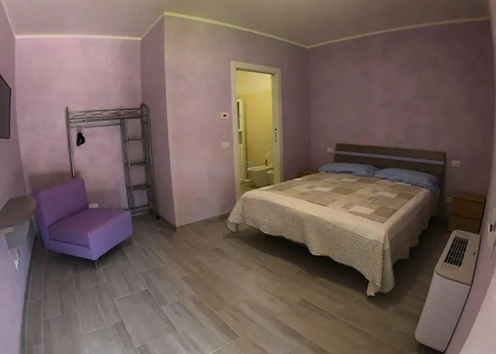 Giada Πανσιόν 3*